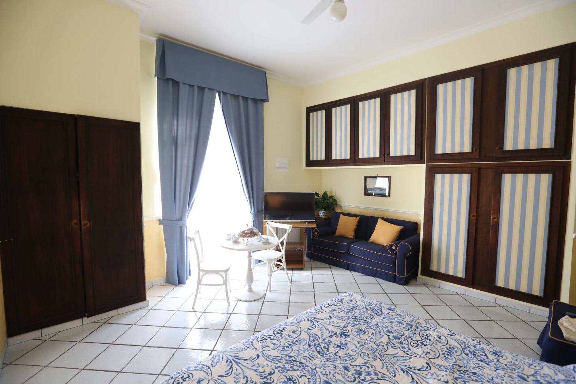Guest house Santa Lucia 50 Naples