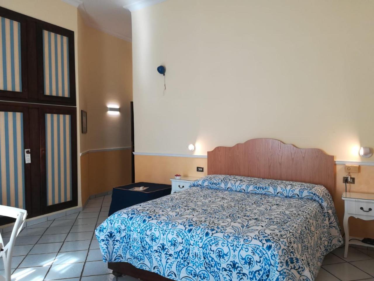 Santa Lucia 50 Guest house