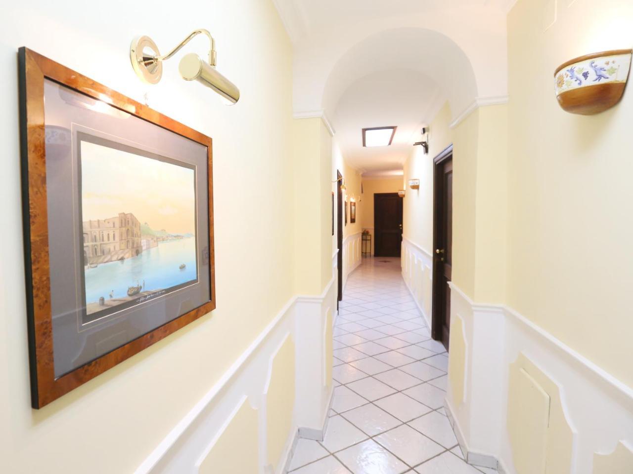 Santa Lucia 50 Guest house Naples